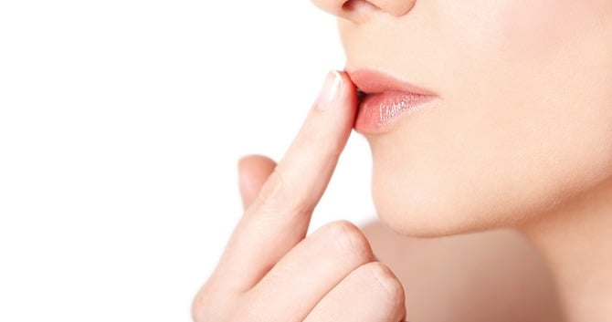 arganolie-de-oplossing-voor-gebarsten-lippen2